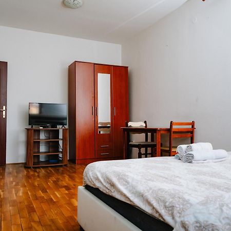 Apartman Stex Podgorica Buitenkant foto