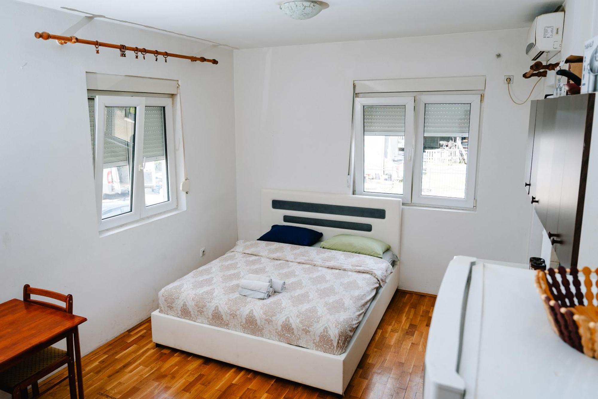 Apartman Stex Podgorica Buitenkant foto
